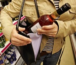 В Астрахани будут судить серийных воришек алкоголя