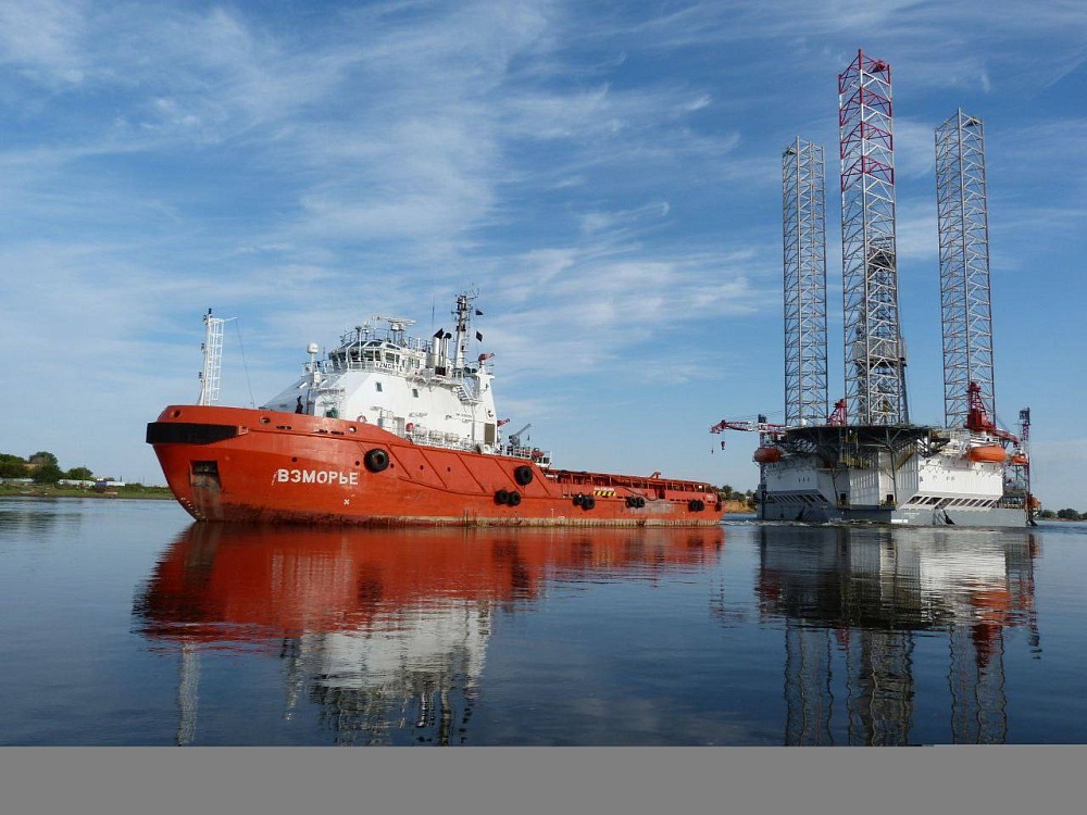 Астраханские корабелы строят траулер для работ в Баренцевом море