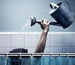 В центре Астрахани прощаются с горячей водой