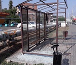 В Астрахани сломали новую остановку