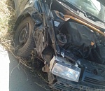 Убежал и не обещал вернуться. Машина врезалась в столб, водитель сбежал