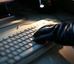 Астраханца обвиняют в размещении экстремисткой аудиозаписи