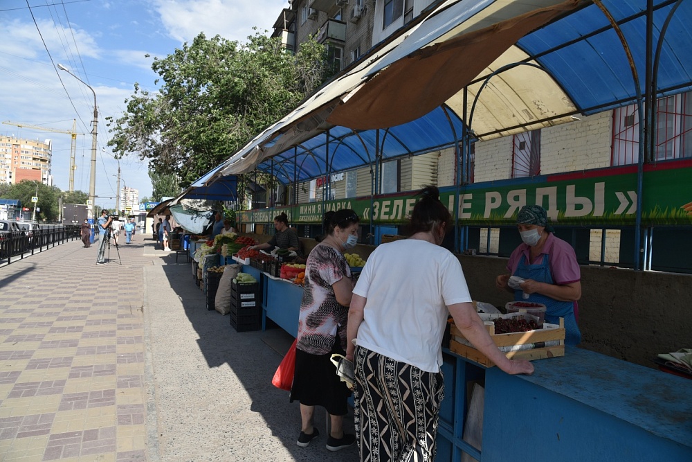 В Астрахани официально заработали «Зеленые ряды» 