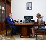 Губернатор Игорь Бабушкин уже встретился с астраханкой, которая задала вопрос Путину