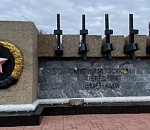 В Астрахани вандалы осквернили братскую могилу на Старом кладбище