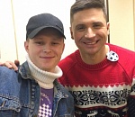 Мечты сбываются: астраханский подросток встретился с Сергеем Лазаревым