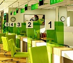 В Астрахани два офиса Сбербанка начали работать без выходных и до 21:00