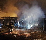 В Астрахани ранним утром сгорел жилой дом