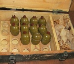 Астраханец в день выборов нашел ящик с гранатами