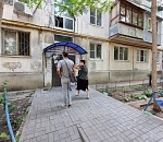 Жильцов дома в Астрахани, где взорвался газ,  стали запускать в квартиры