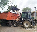 В первый день после праздников с улиц Астрахани вывезли 70 тонн мусора 