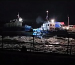 Под Астраханью из-за торосов от большой земли отрезало поселок 