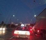 В Астрахани на Новом мосту образовалась гигантская пробка