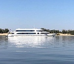 Загадочный гость прибыл в Астрахань на мега-яхте за 750 тысяч рублей в сутки