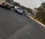 Рано утром в Астрахани образовалась крупная пробка из-за сбитой электросамокатчицы