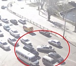 В центре Астрахани произошло массовое ДТП