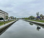 В астраханских городских каналах снижают уровень воды