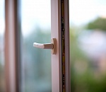 Астраханец выпал из окна общежития военной академии в Воронеже