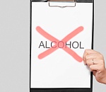 Продажу алкоголя ограничат в Астрахани на время празднования Дня Победы