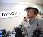 Делегация нефтяников из Казахстана посетила платформу ЛУКОЙЛа в Каспийском море