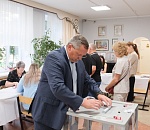 Игорь Мартынов проголосовал на выборах в Государственную Думу и Думу Астраханской области