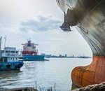 С астраханского судостроительного завода взыскали 16 млн рублей неустойки 