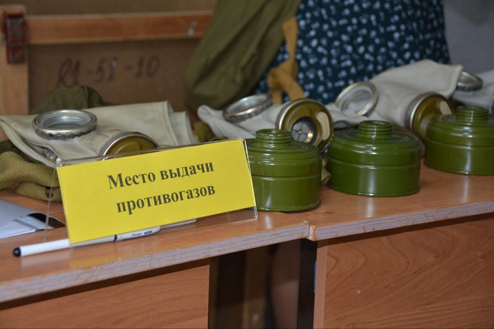 В астраханских школах развернули эвакуационные сборные пункты 