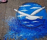 Вы только посмотрите, какие теперь в Астрахани красочные люки