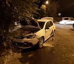 В Астрахани произошла авария с участием четырёх машин, в том числе такси