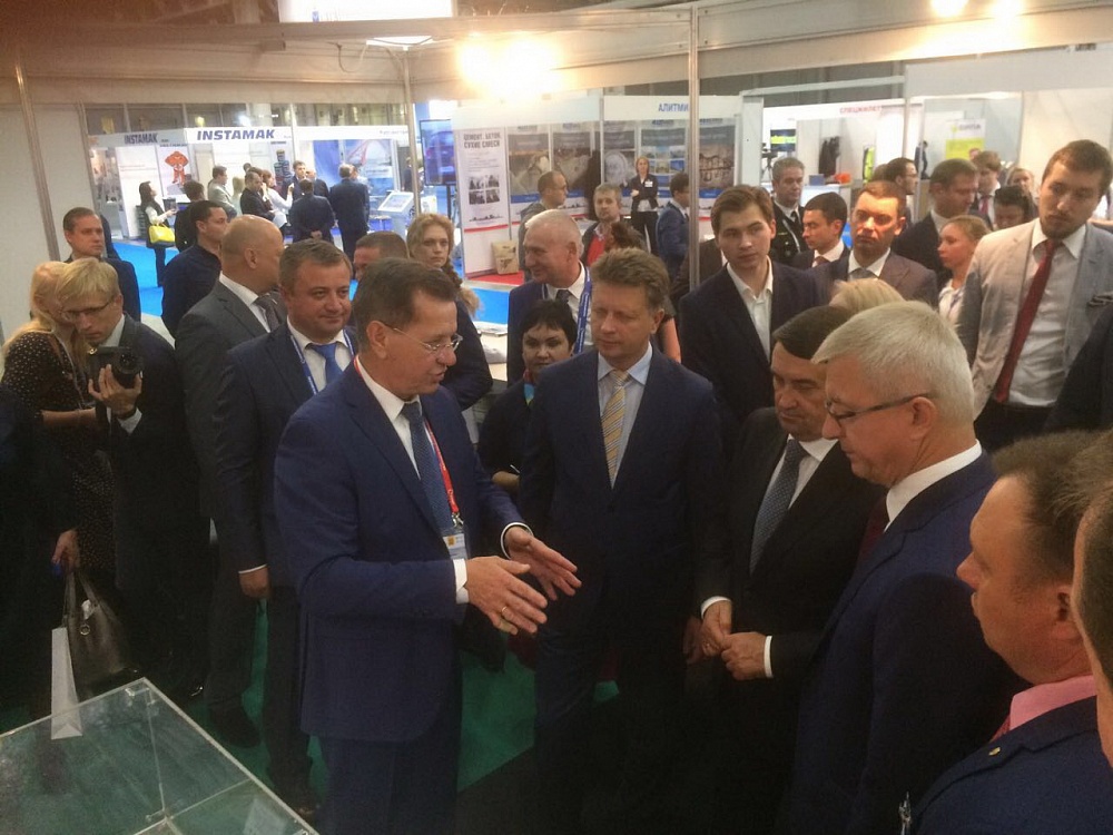 Александр Жилкин рассказал в Москве об астраханских дорогах 