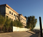 «Реконструированный» корабль на Комсомольской Набережной продается