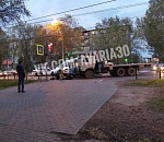 В Астрахани на Боевой КамАЗ расплющил ГАЗель