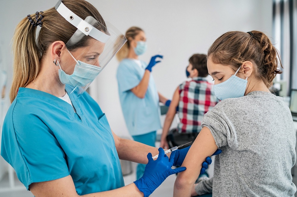 В Астраханскую область поступило ещё 240 доз вакцины Спутник М для подростков 