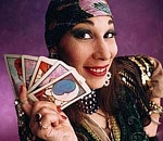 В Астрахани цыганка прокляла судебных приставов