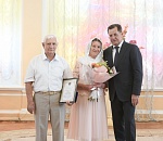 Родители губернатора отпраздновали бриллиантовую свадьбу