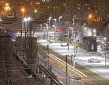 Красивая снежная ночь в Астрахани: фото