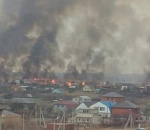 Подробности крупного пятничного пожара, забросавшего Астрахань пеплом