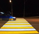 На астраханских дорогах появилась проекция пешеходных переходов