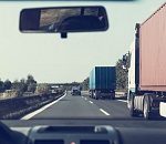 Астраханец собрал на дороге 110 тысяч рублей штрафов