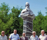 Завтра в Астрахани откроют первый в России памятник Омару Хайяму