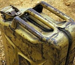 В Астрахани подростки надышались парами бензина