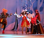 Сергей Морозов пригласил на ледовое шоу 4 тысячи детей из малоимущих семей