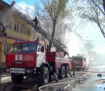 В центре Астрахани произошел крупный пожар: эвакуировано 100 человек