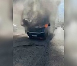 Астраханцы оказались заблокированы в загоревшейся маршрутке