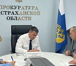 Астраханская прокуратура помогла жильцам пяти многоэтажек отремонтировать подъезды