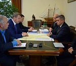 Денис Лысов и врио губернатора Астраханской области Сергей Морозов подвели промежуточные итоги цифровизации региона