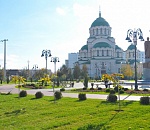 В Астрахани открылась обновлённая площадь у храма св. князя Владимира