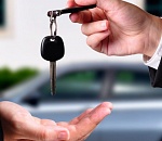 Астраханская чиновница с мужем продали "кредитную" машину