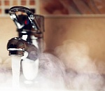 На ряде улиц Астрахани горячую воду включат в пятницу 13-го