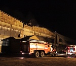 В Астрахани сгорел склад с мебельными щитами (ОБНОВЛЕНО!)